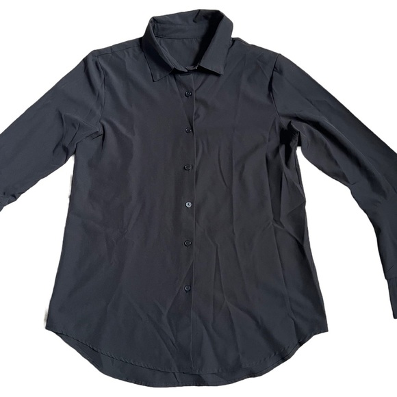 BLACK BUTTON DOWN COLLARED BLOUSE WITH TIERED BELL SLEEVES SIZE SMALL - Picture 2 of 7